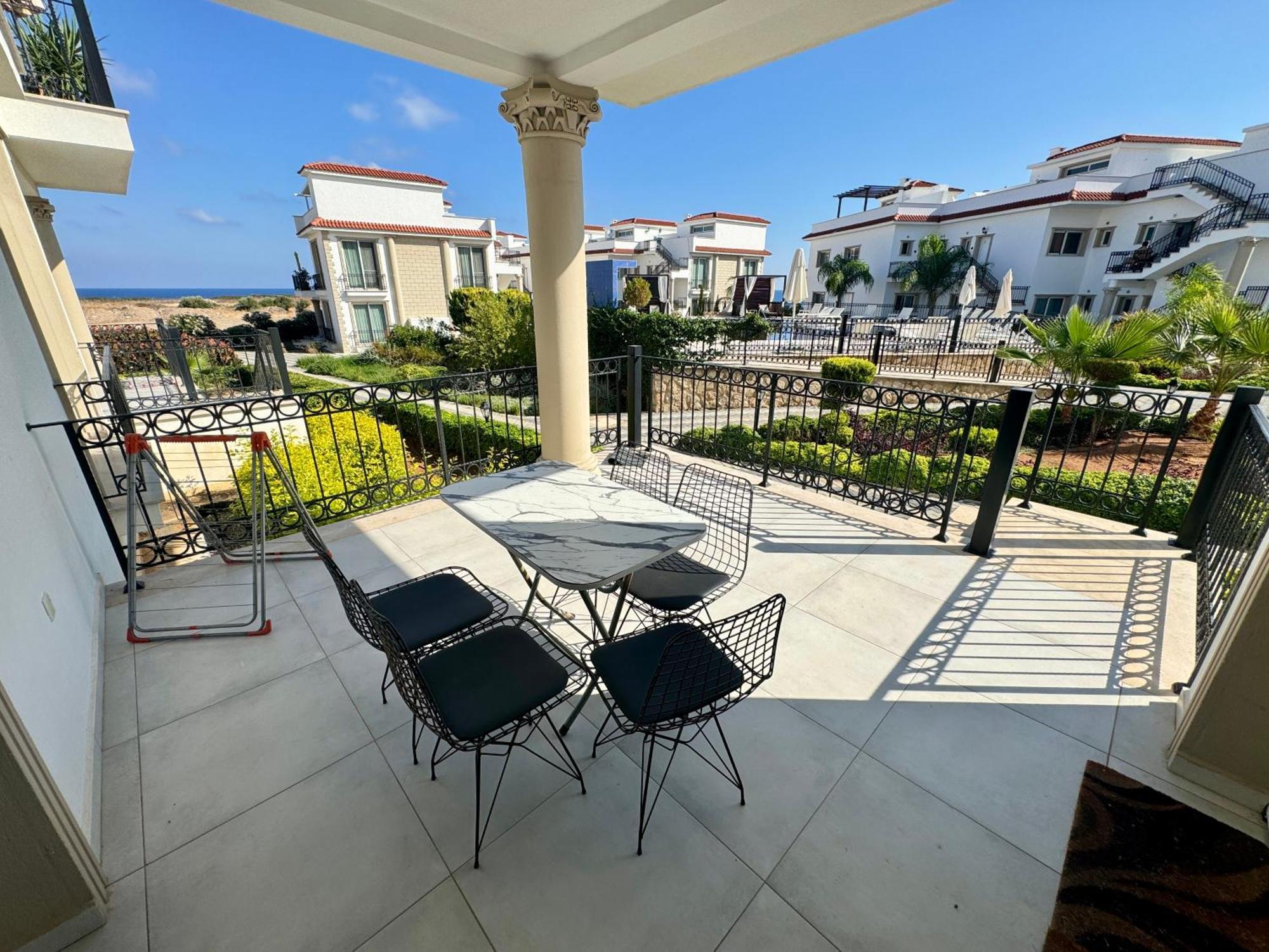 Carrington Holidays Kyrenia  Exterior photo